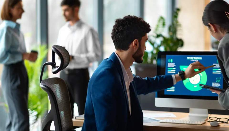 Salesforce Streamlines Sales and Customer Onboarding for a Warehouse Management Software Provider – Winklix case study