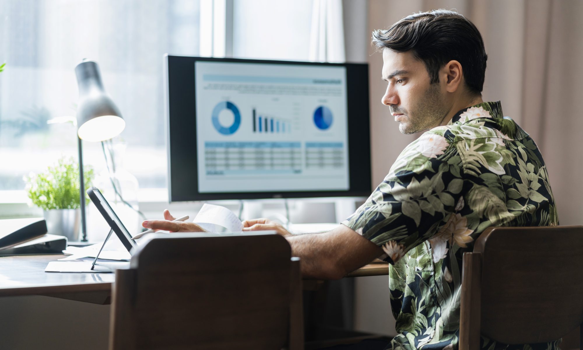 Salesforce Developer in Paris: How They Build Custom CRM Systems